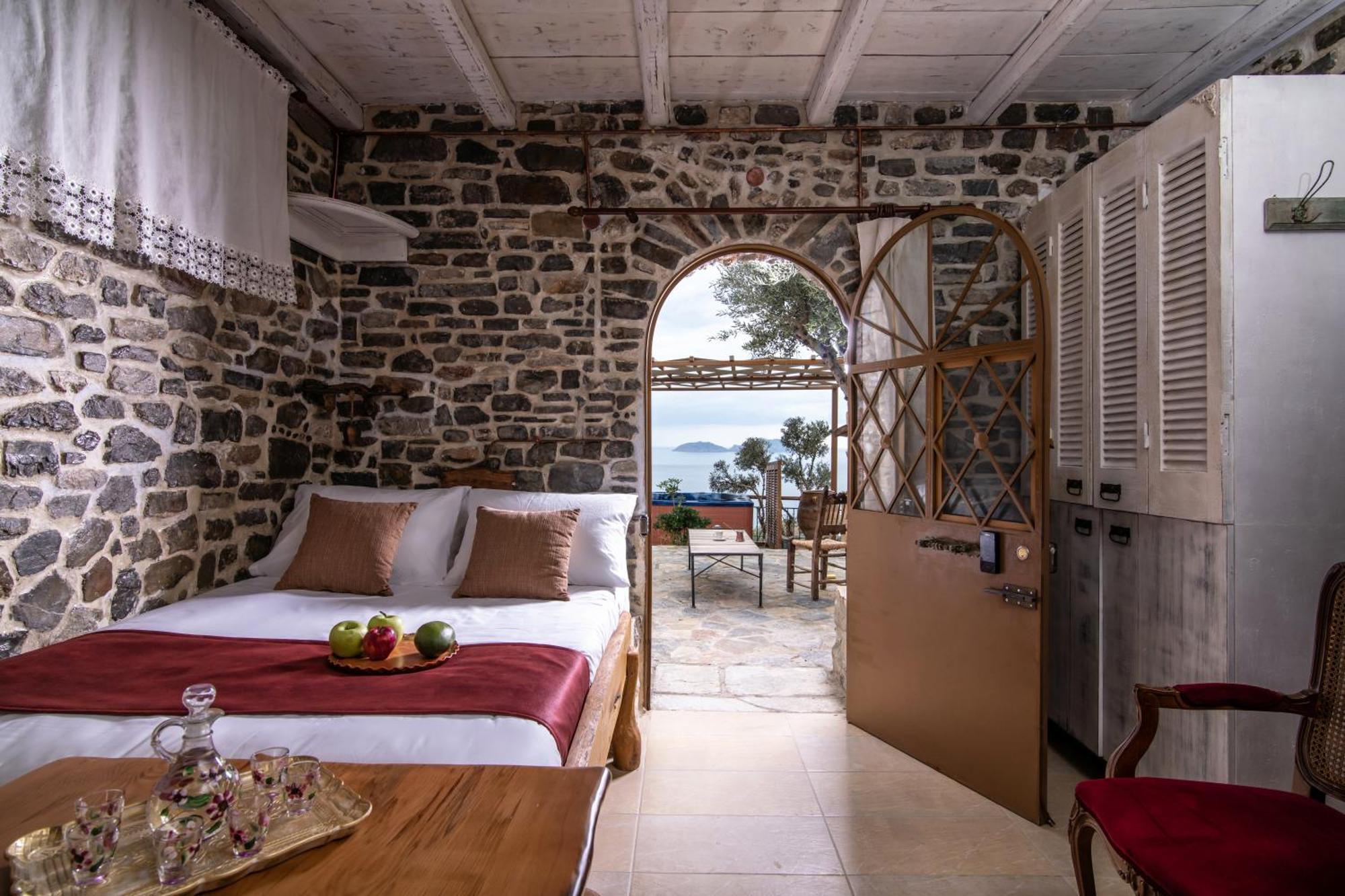 Lotzetta Suites By Estia Αγία Γαλήνη Εξωτερικό φωτογραφία